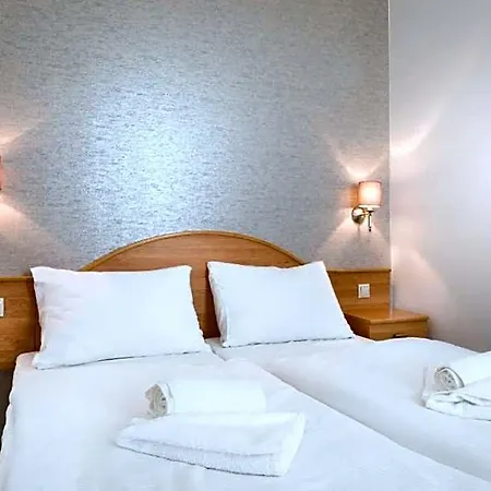 East 4* Budapesta