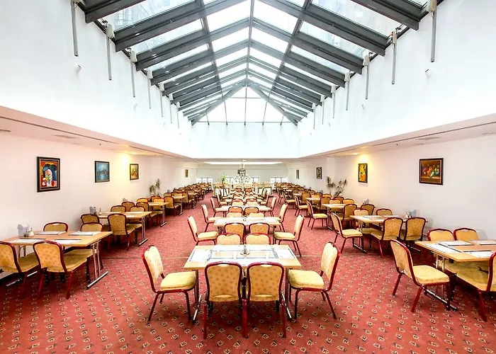 East Hotel 4*