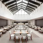 East 4* بودابست