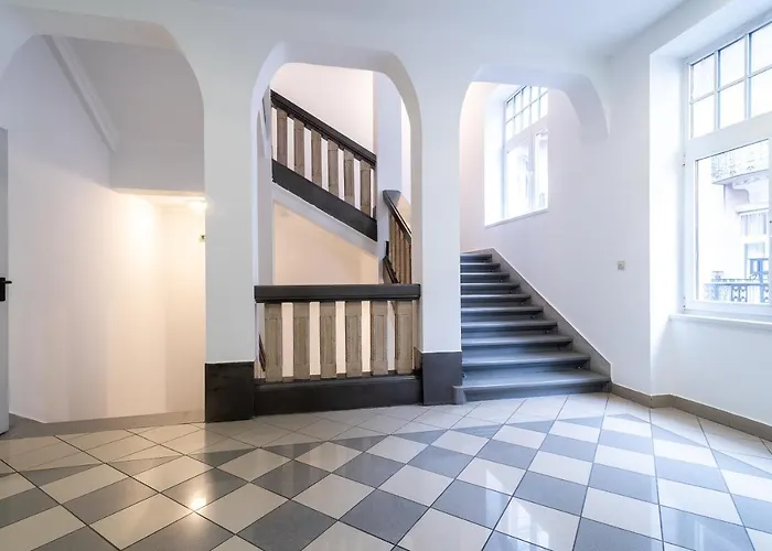 East Otel 4*